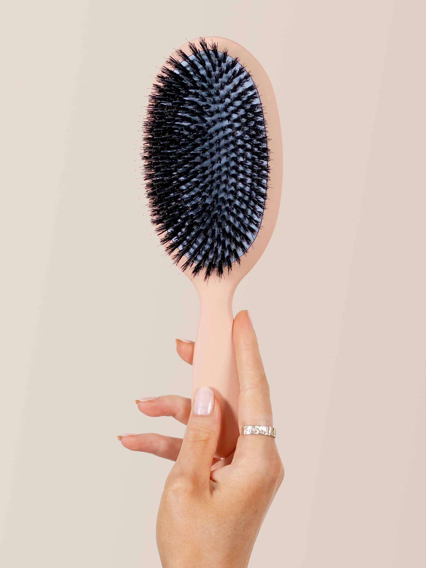 The Professional Hairbrush